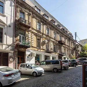 Апартаменты Luxury Duplex, Тбилиси