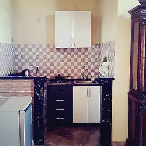 4 Beridze Дом отдыха Батуми